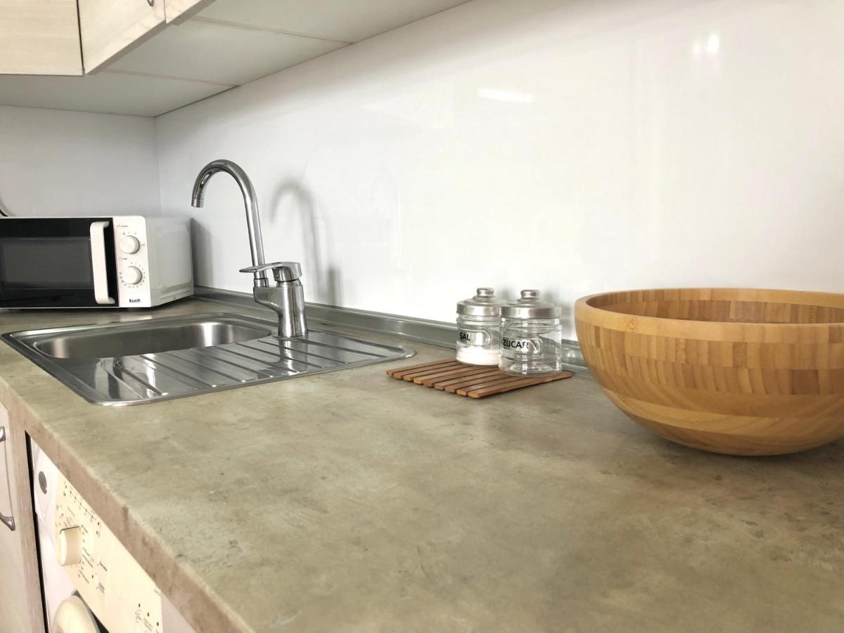 Primavera Holiday Apartment Арона Экстерьер фото