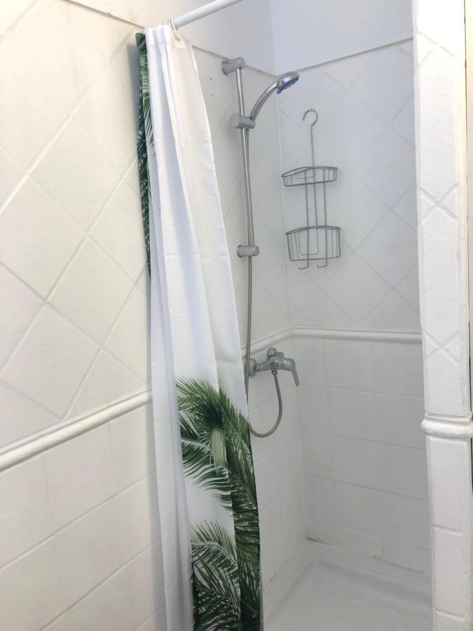 Primavera Holiday Apartment Арона Экстерьер фото